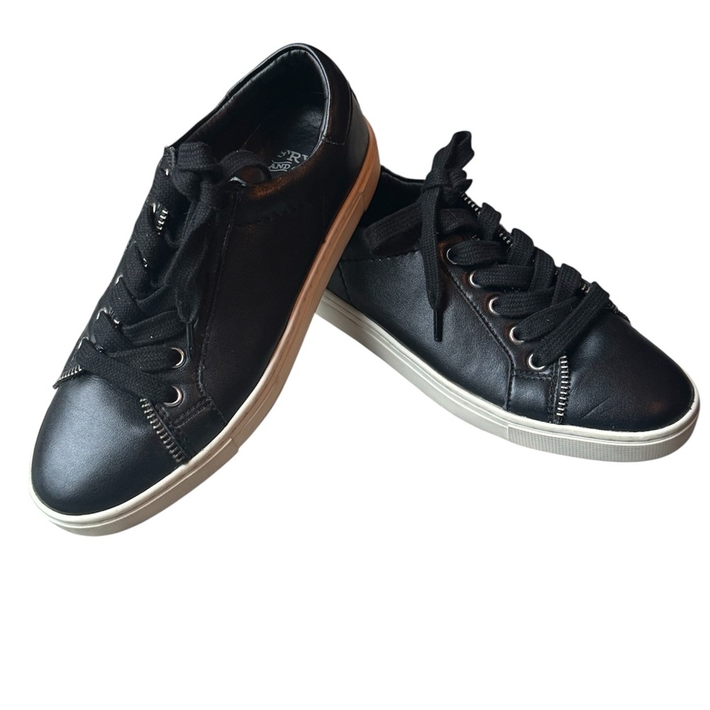 Frye Black Leather Sindy Moto Low Lace-Up Shoes EUC 5.5